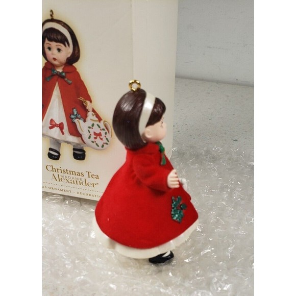 2006 HALLMARK KEEPSAKE MADAME ALEXANDER CHRISTMAS TEA DOLL ORNAMENT SERIES NO 11 - Picture 14 of 16